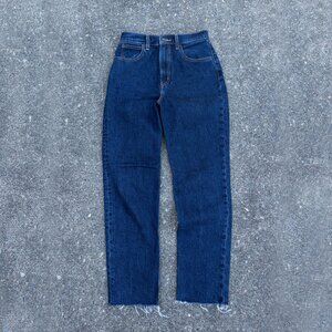 Levi's 70's High Rise Jean in Medium Blue Wash – W25